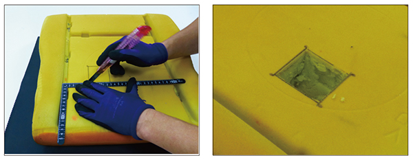 ウレタンに穴をあける。